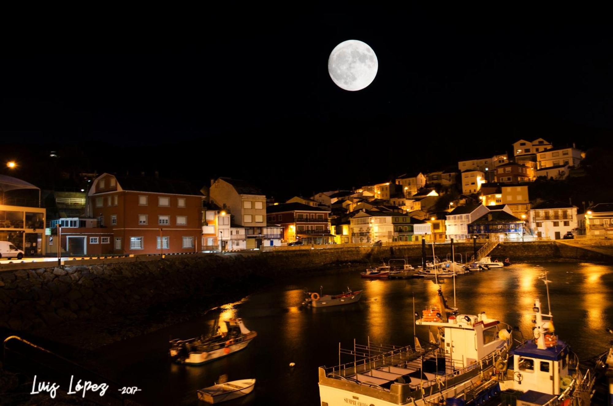 Hostal La Marina Porto do Barqueiro Екстер'єр фото